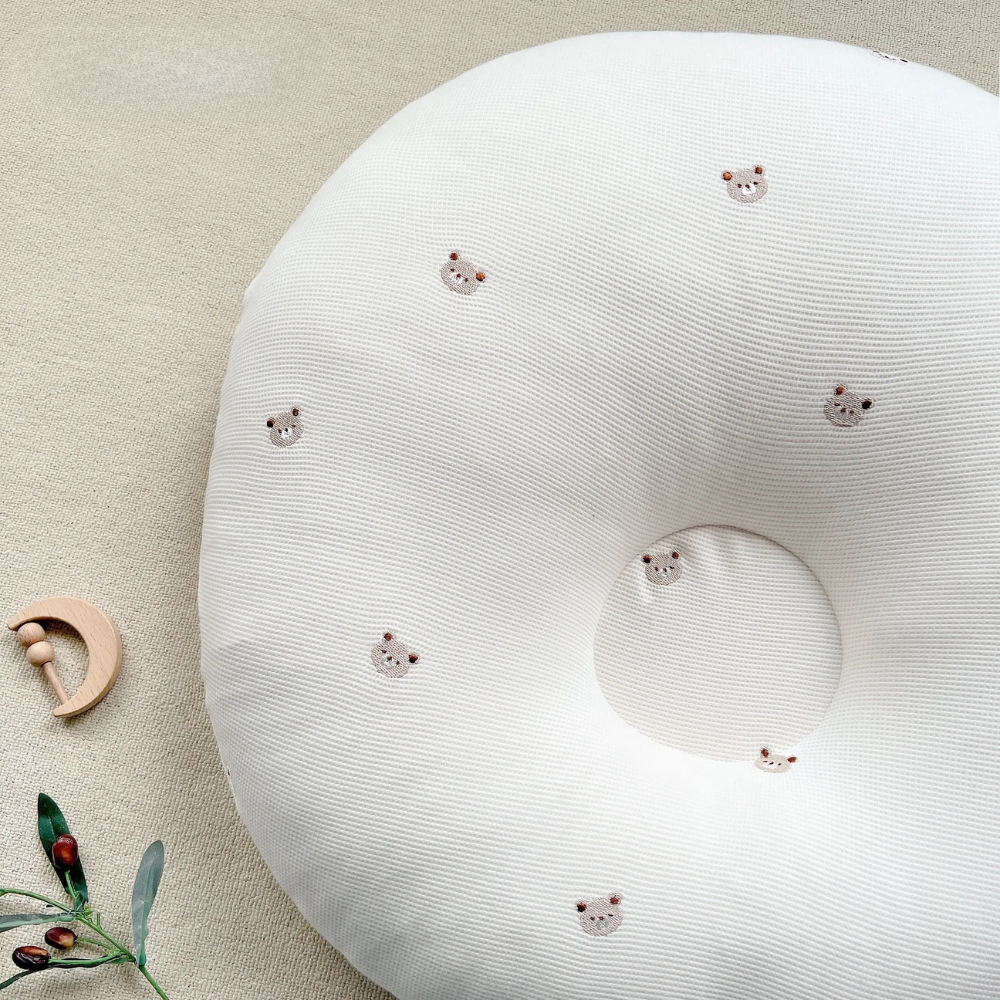 Gối chống trào ngược cotton tổ ong – Gấu thêu 4 Goi Chong Trao Nguoc Cotton To Ong Gau Theu 2