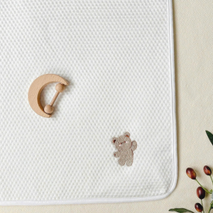 Tham Chong Tham Mochee Cool Touch Gau Theu 1